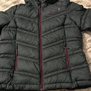 KUIU Black Jacket with Maroon Zipper